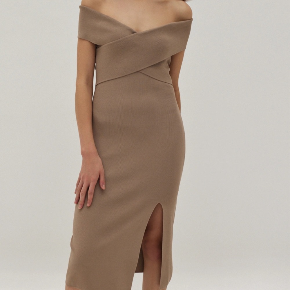 Love Bonito Vanna Off Shoulder Knit Midi Dress size US 10